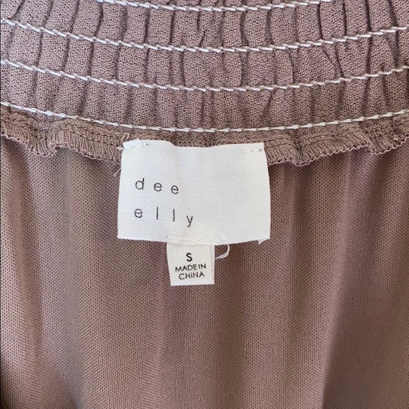 Small DeeElly dress from Vici - Picture 3 of 5